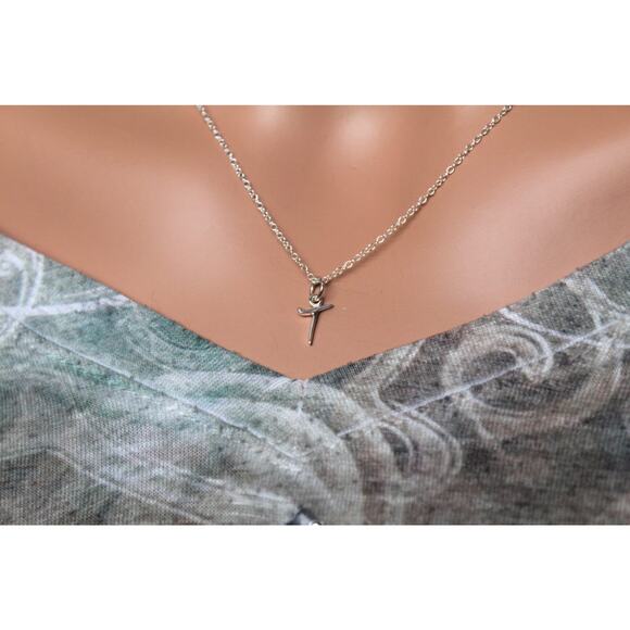 Sterling Silver Cursive T Initial Necklace - Picture 1 of 2